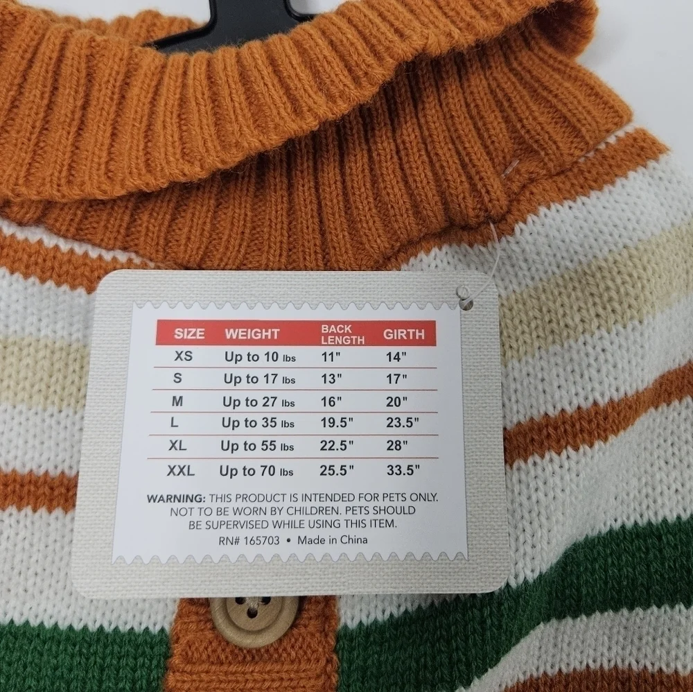 BARKER & JANE PET APPAREL Sweater Size M up to 27 lbs Back Length 16